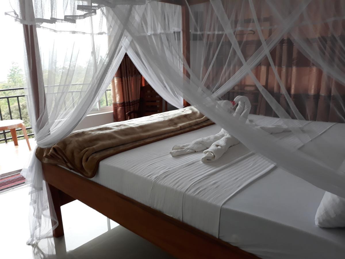 Lilly Guest Inn Haputale Buitenkant foto