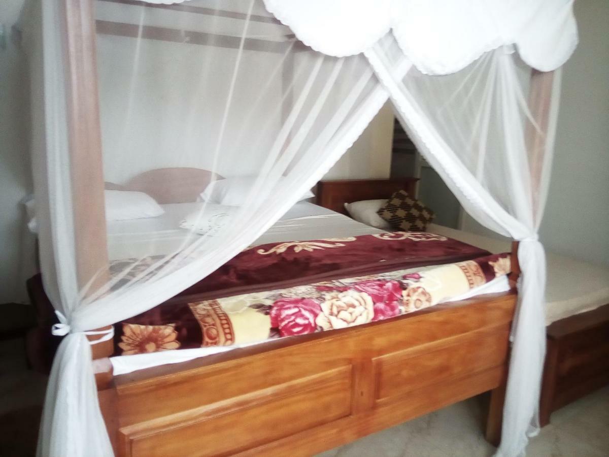 Lilly Guest Inn Haputale Buitenkant foto